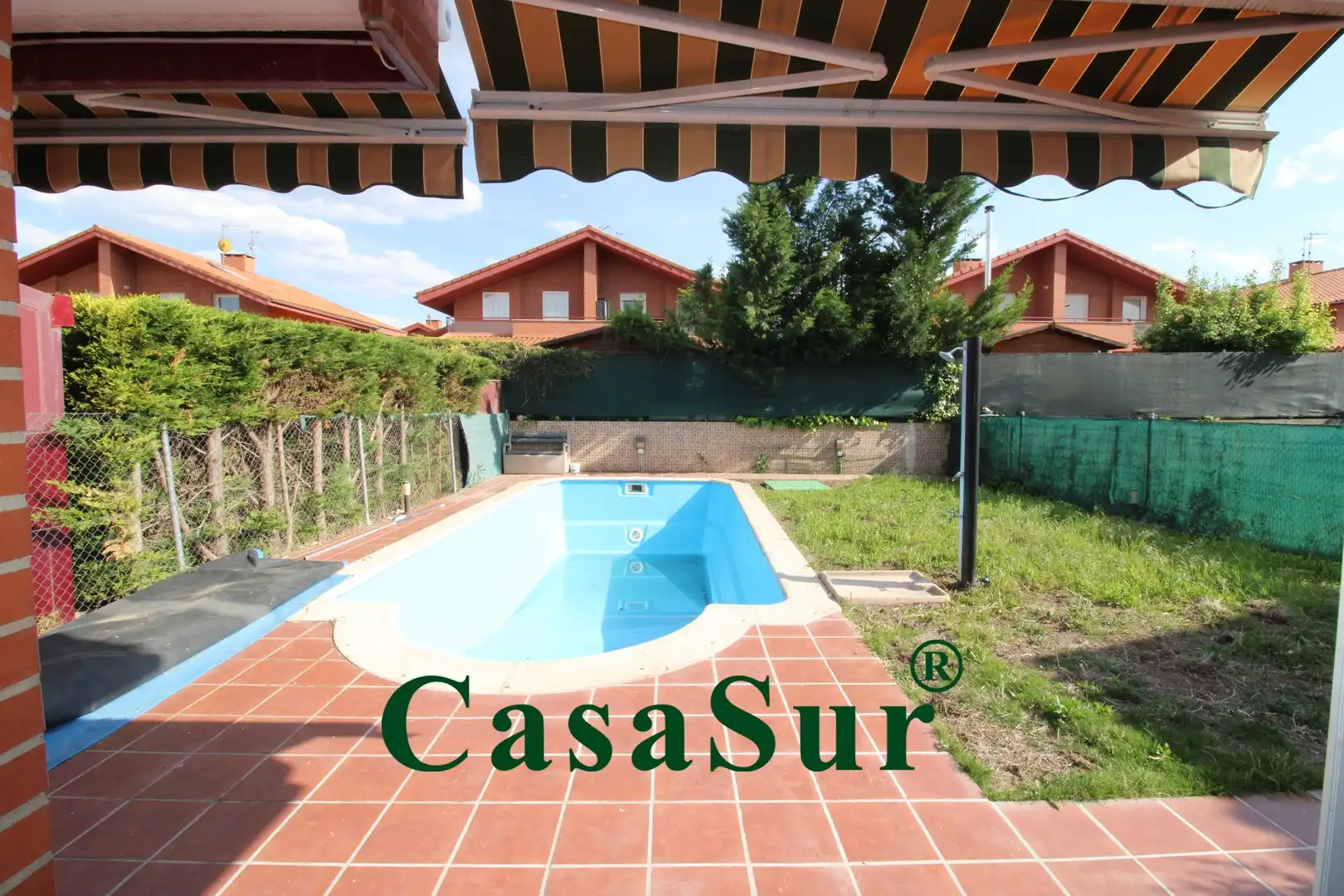Vista exterior de Casa o chalet en venta en Renedo de Esgueva con Calefacción, Jardín privado y Terraza