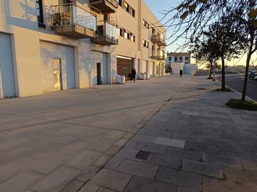 Local comercial de lloguer a Noroeste