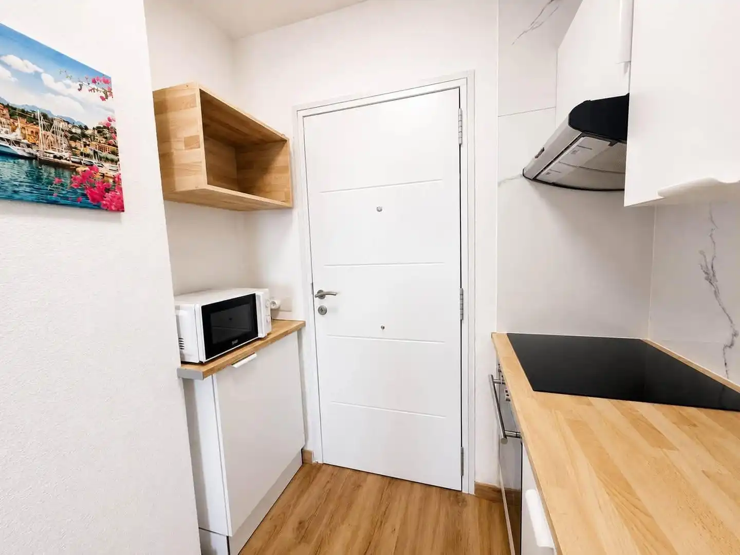 Cuina de Estudi de lloguer en Adeje amb Terrassa i Moblat