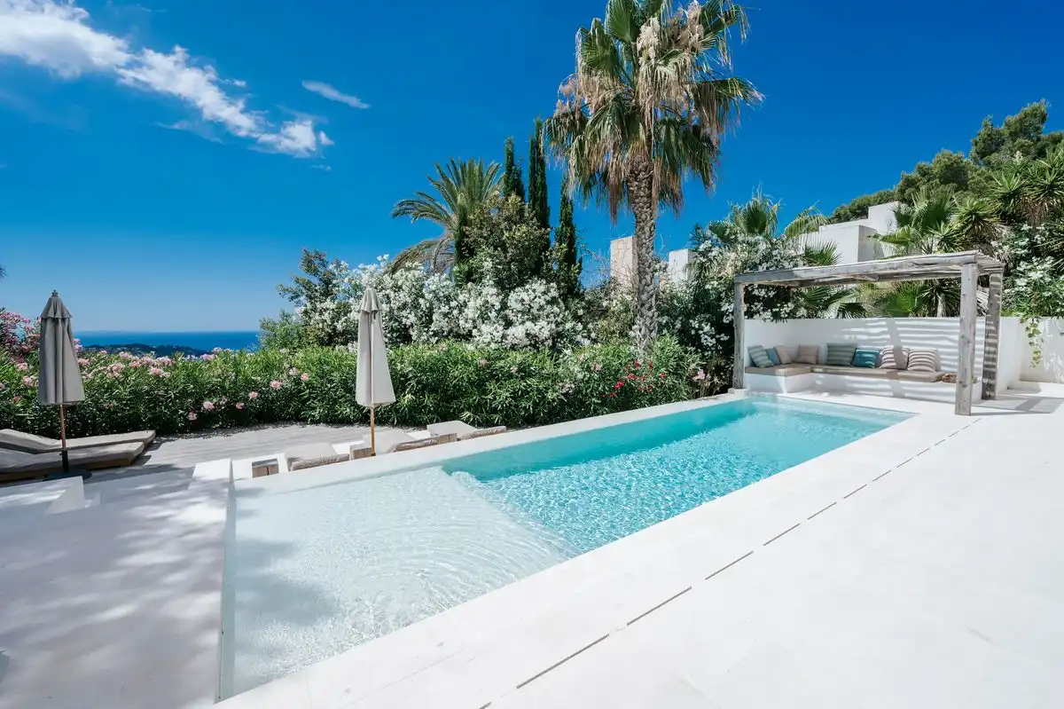Casa con terrazza in vendita a Es Cubells