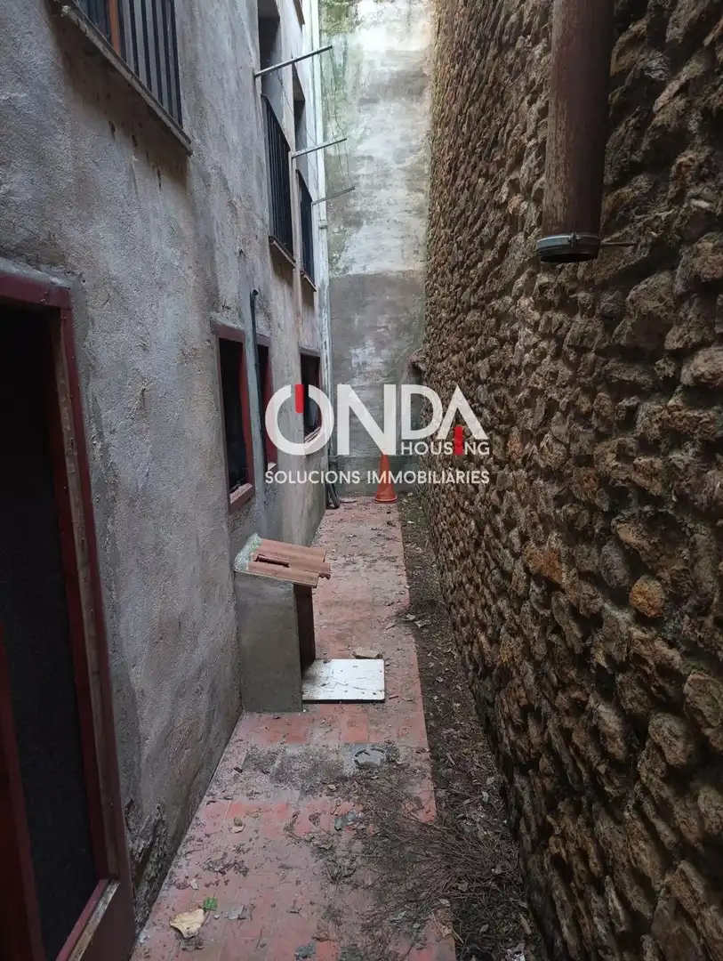 Exterior view of Commercial properties for rent in Àger