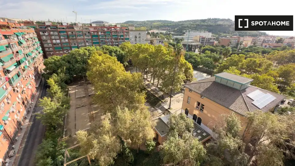 Exterior view of Apartments for share in Barcelona  with Air Conditioner, Terrace and Furnished