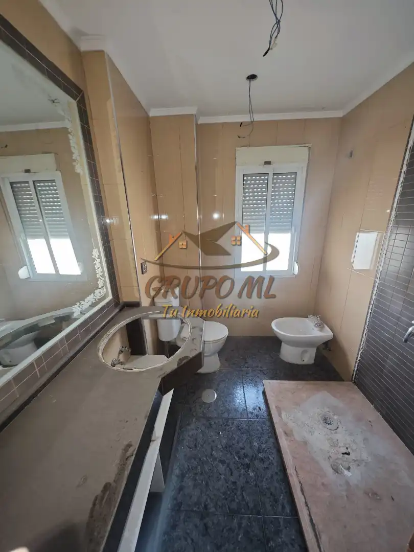 Baño de Piso en venta en Bailén con Aire acondicionado y Balcón