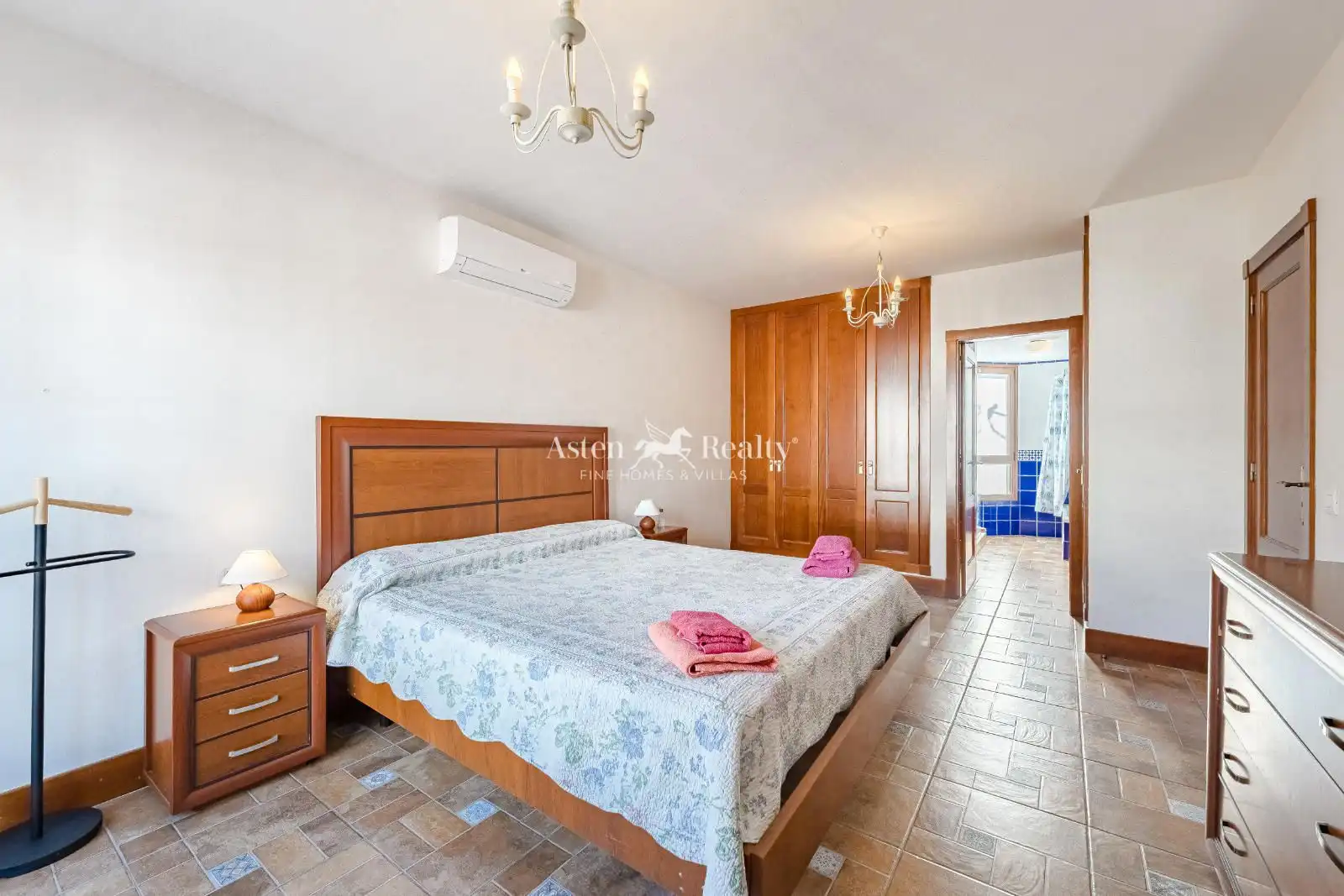 Bedroom of Houses for sale in Adeje  with Air Conditioner, Terrace and Swimming Pool