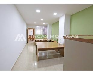 Office to rent in Sant Cugat del Vallès  with Air Conditioner