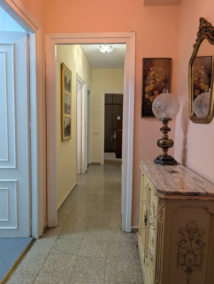 Flat for sale in Sevilla  with Air Conditioner, Furnished and Balcony