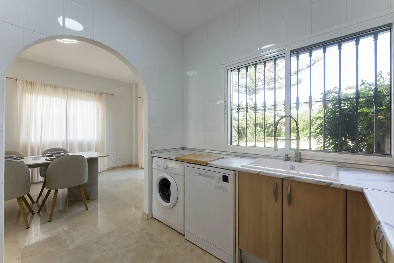 Reihenhaus mit Terrasse zum Verkauf in Elviria - Cabopino, imagen 7
