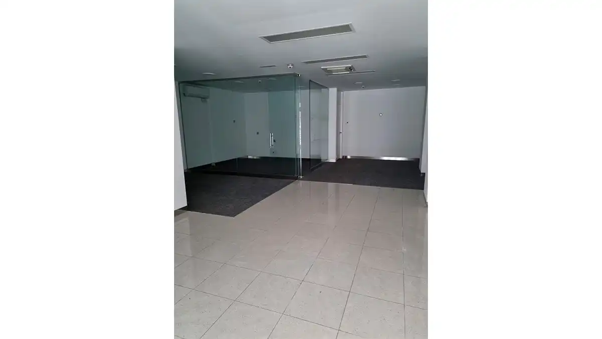 Local en venda en Gandia