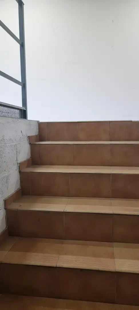 Nave industrial de alquiler en Rubí