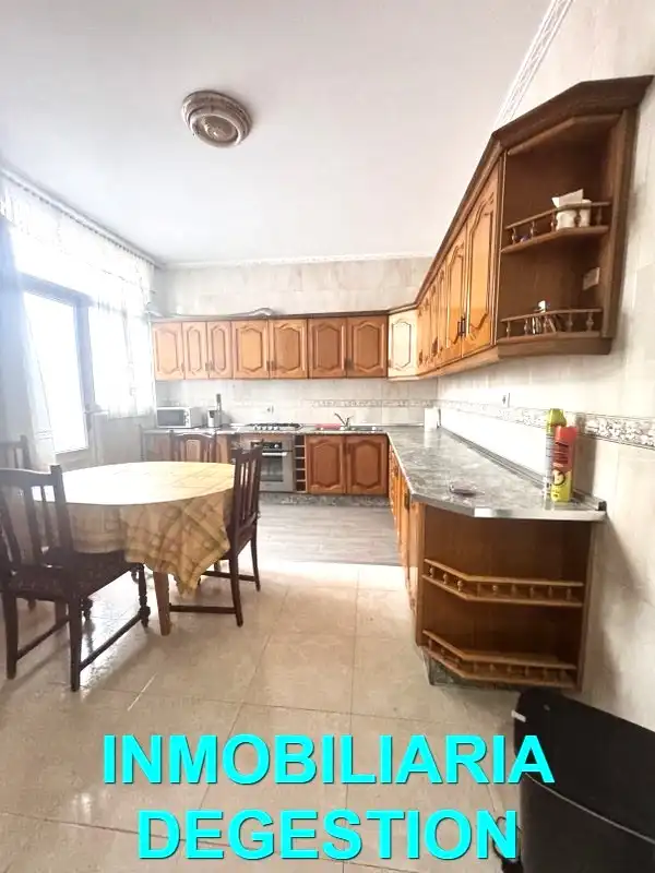 Küche von Wohnung zum Verkauf in Linares mit Klimaanlage, Heizung und Terrasse