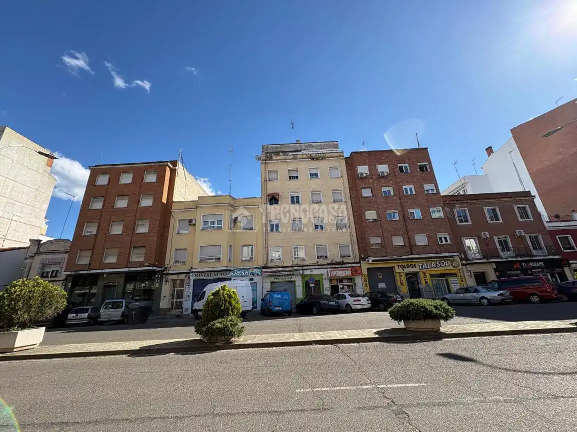 Vista exterior de Piso en venta en Talavera de la Reina con Aire acondicionado y Calefacción