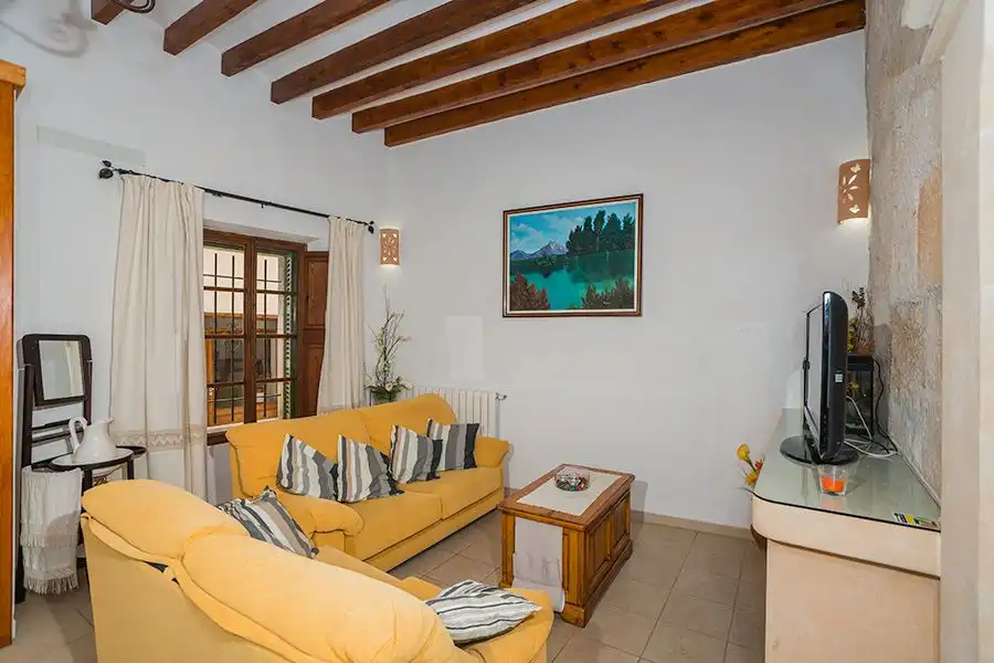 Sala d'estar de Finca rústica en venda en Pollença amb Aire condicionat, Calefacció i Terrassa