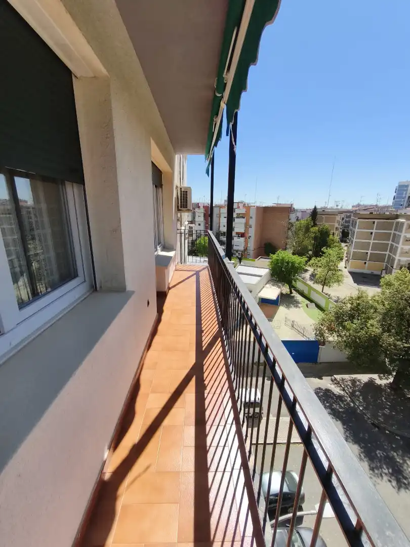 Terrasse von Wohnung zur Miete in Sevilla mit Klimaanlage, Heizung und Terrasse