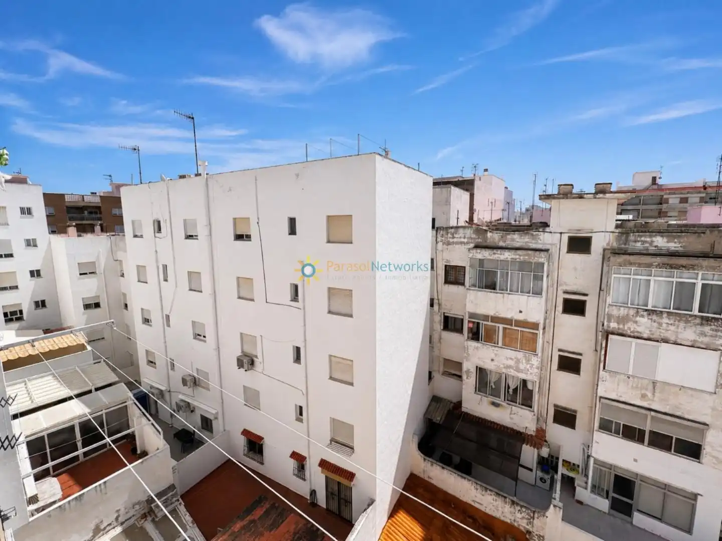 Exterior view of Flat for sale in Oliva  with Air Conditioner and Balcony