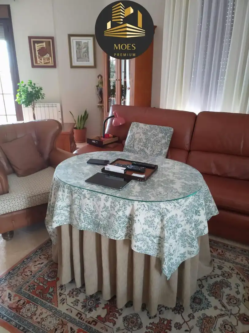 Living room of Flat for sale in Villacarrillo  with Air Conditioner, Heating and Balcony