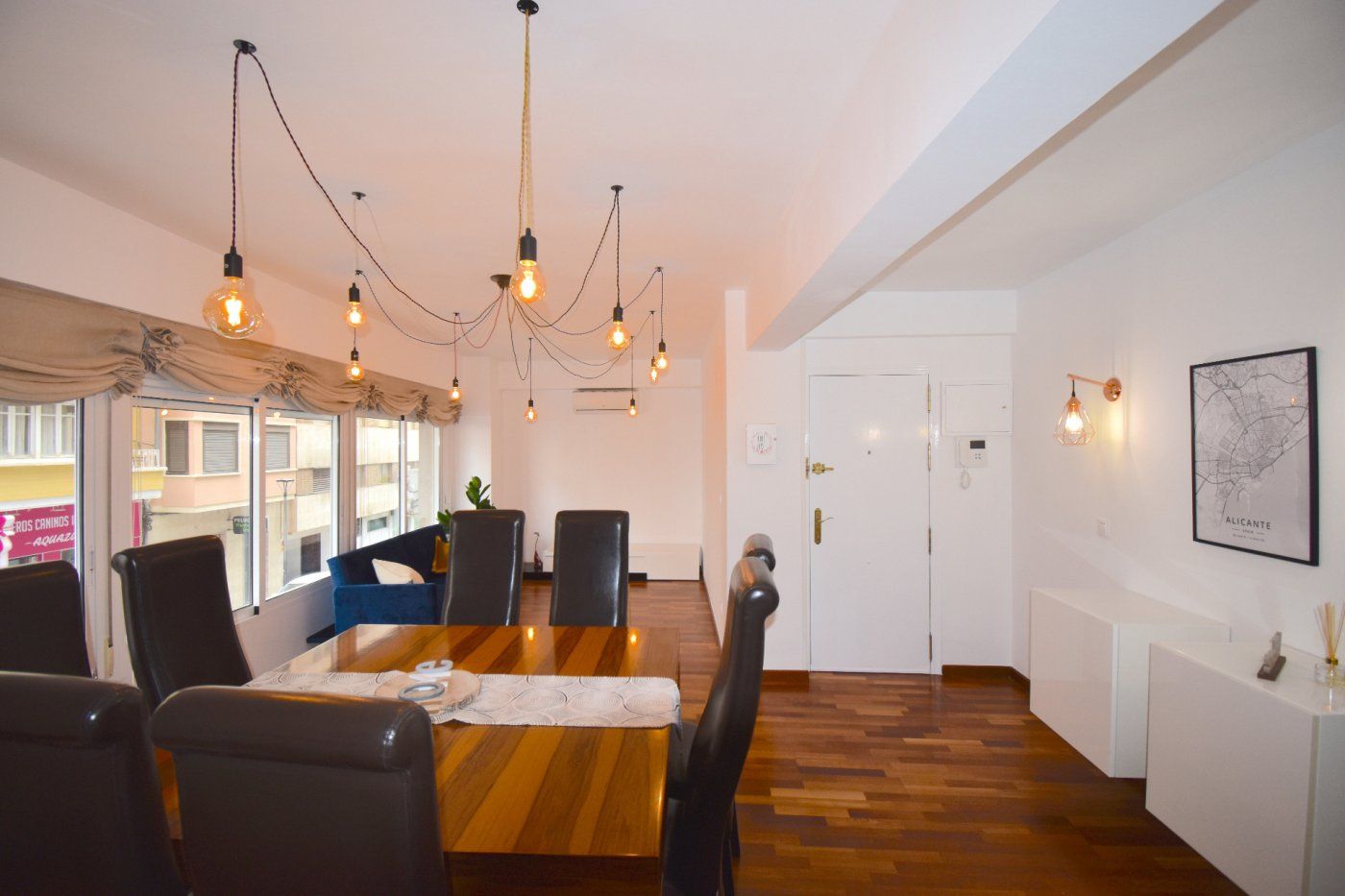 Dining room of Flat to rent in Alicante / Alacant  with Air Conditioner, Heating and Parquet flooring