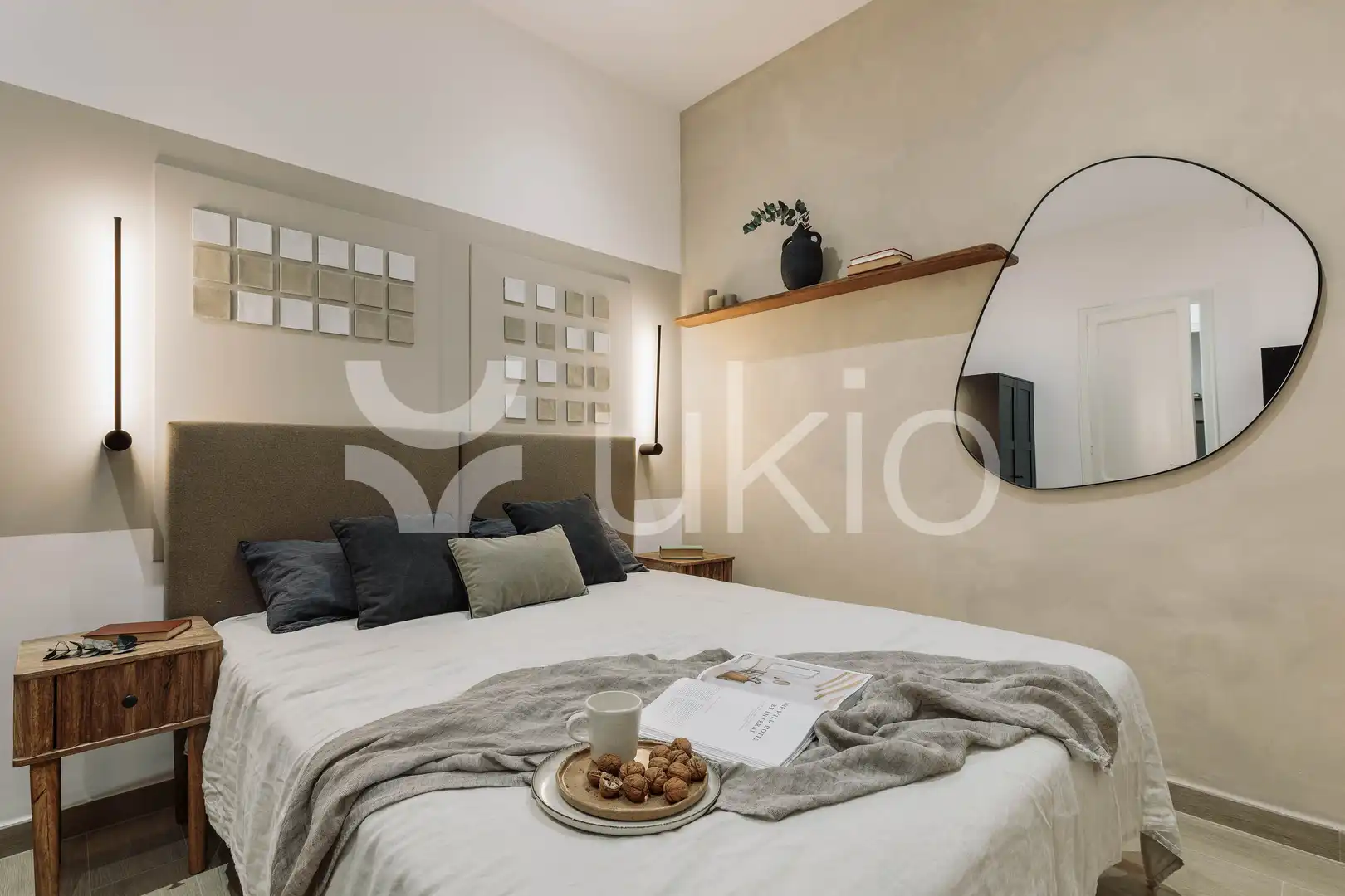 Bedroom of Apartments for rent in Barcelona  with Air Conditioner, Heating and Terrace