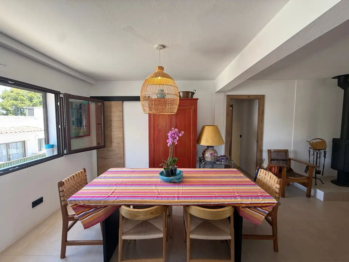 Menjador de Apartament en venda en Sant Joan de Labritja amb Aire condicionat i Terrassa