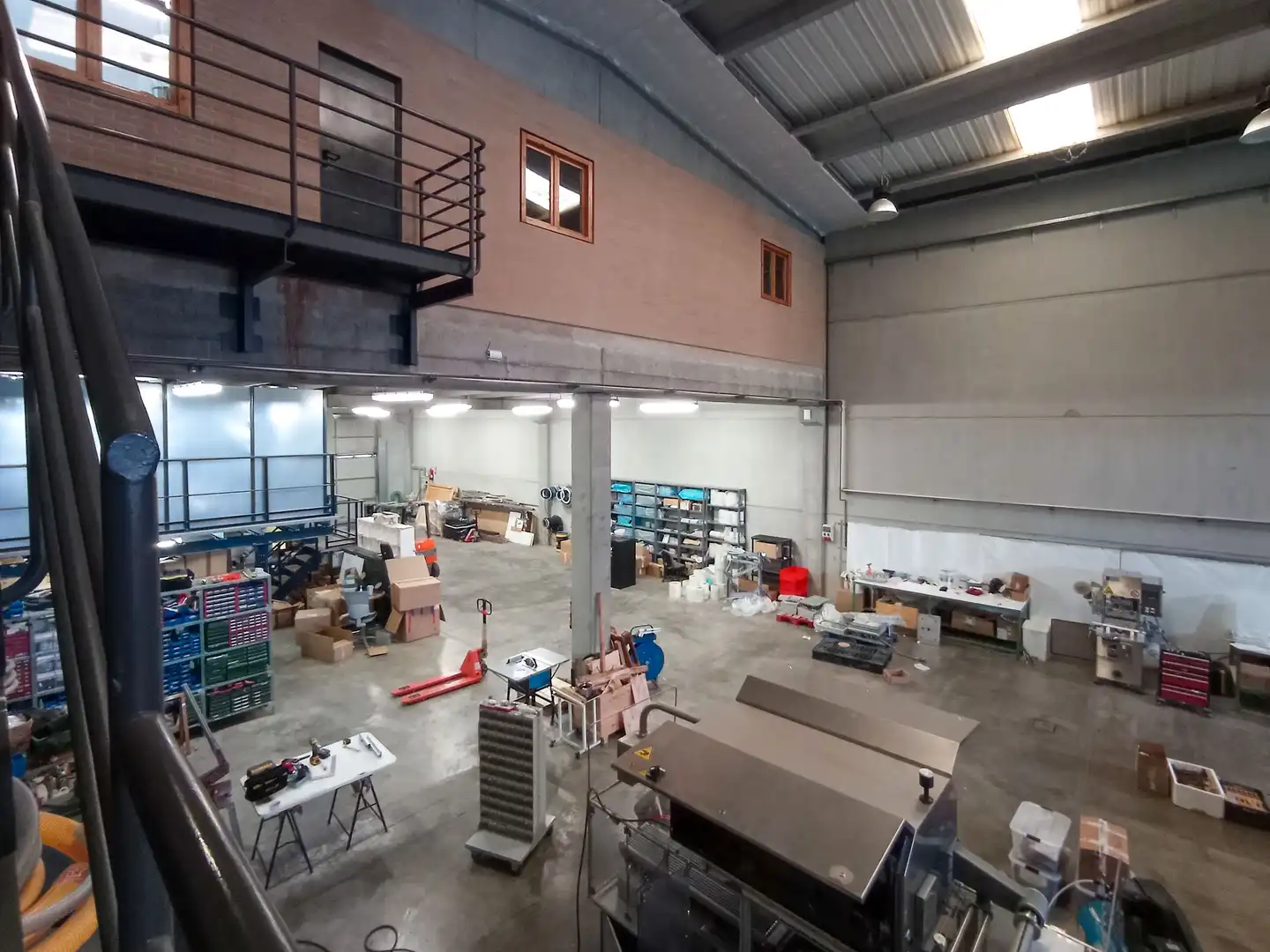 Industrial buildings for sale in Llagostera