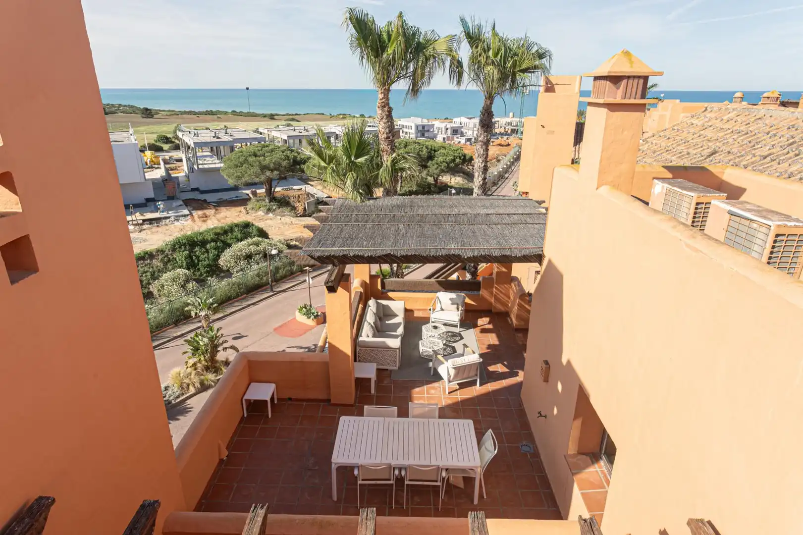 Terrassa de Apartament en venda en Chiclana de la Frontera amb Piscina comunitària