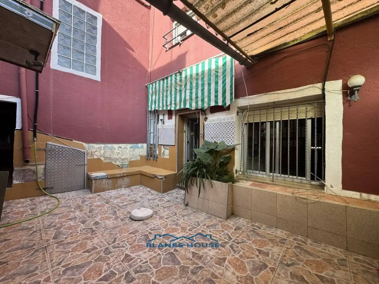 Vista exterior de Casa o chalet en venta en Blanes con Jardín privado y Terraza