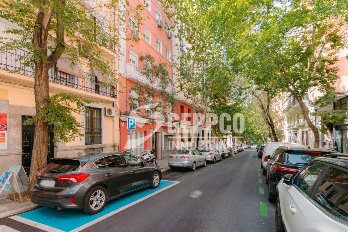 Exterior view of Flat for sale in  Madrid Capital