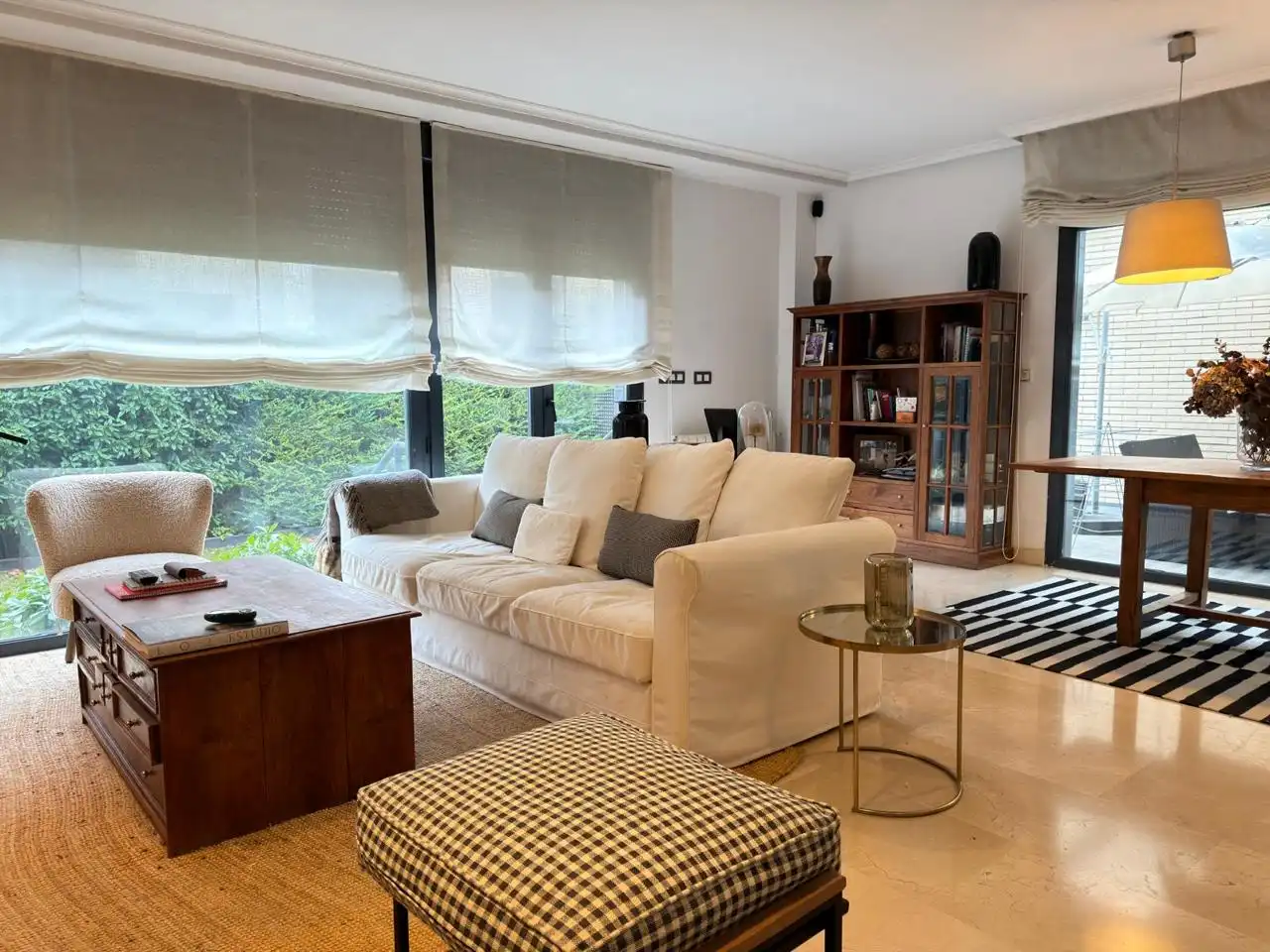 Sala de estar de Casa o chalet en venta en Burgos con Calefacción, Jardín privado y Trastero