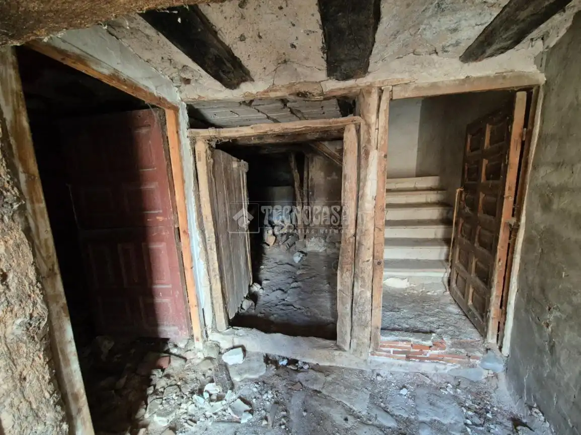 Casa adosada en venta en Estriégana con Calefacción