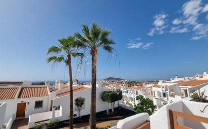 Vista exterior de Estudi en venda en Arona amb Aire condicionat i Terrassa