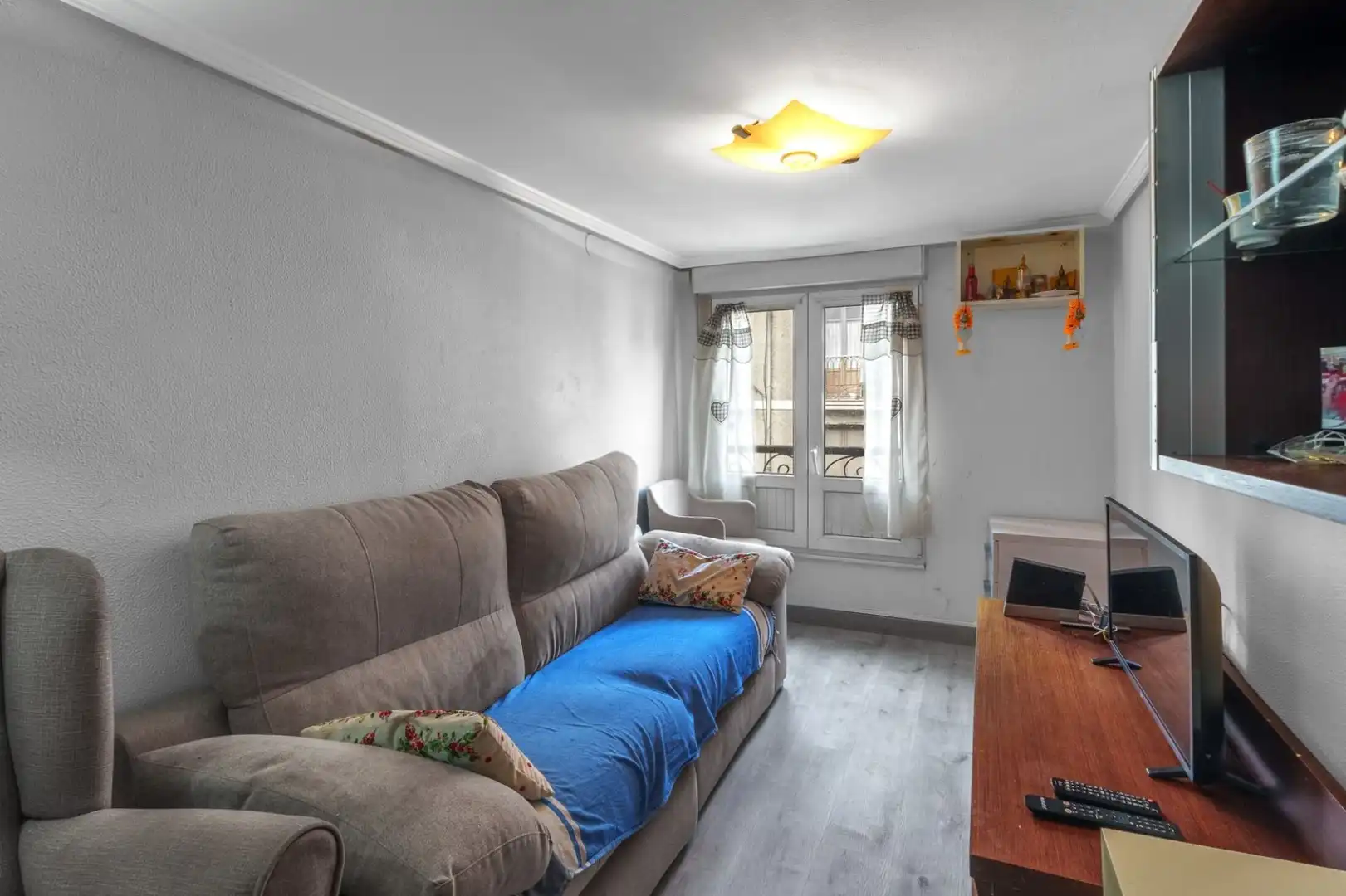 Living room of Flat for sale in Tolosa  with Storage room and Furnished