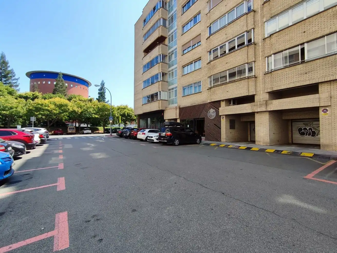 Aparcament de Pis en venda en  Pamplona / Iruña amb Calefacció, Terrassa i Traster