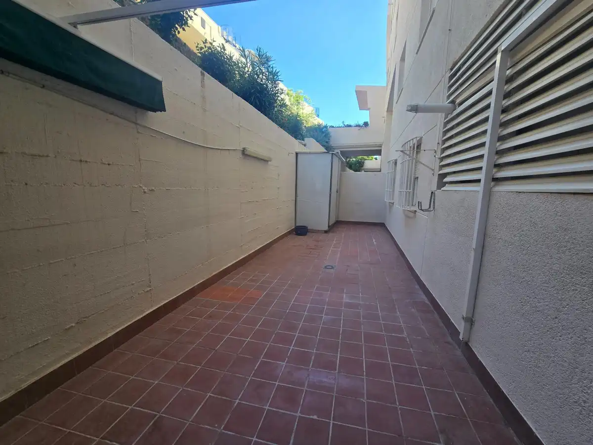 Terrassa de Apartament en venda en Benalmádena amb Aire condicionat, Calefacció i Jardí privat
