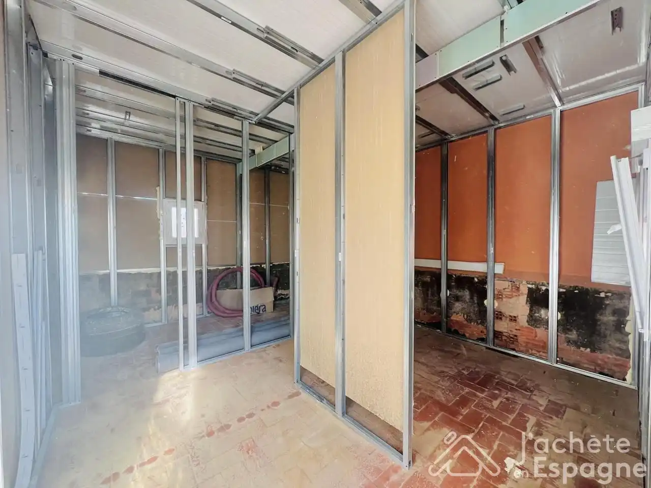 Houses for sale in Sant Quintín, Avenida de Abril - 9 de Octubre