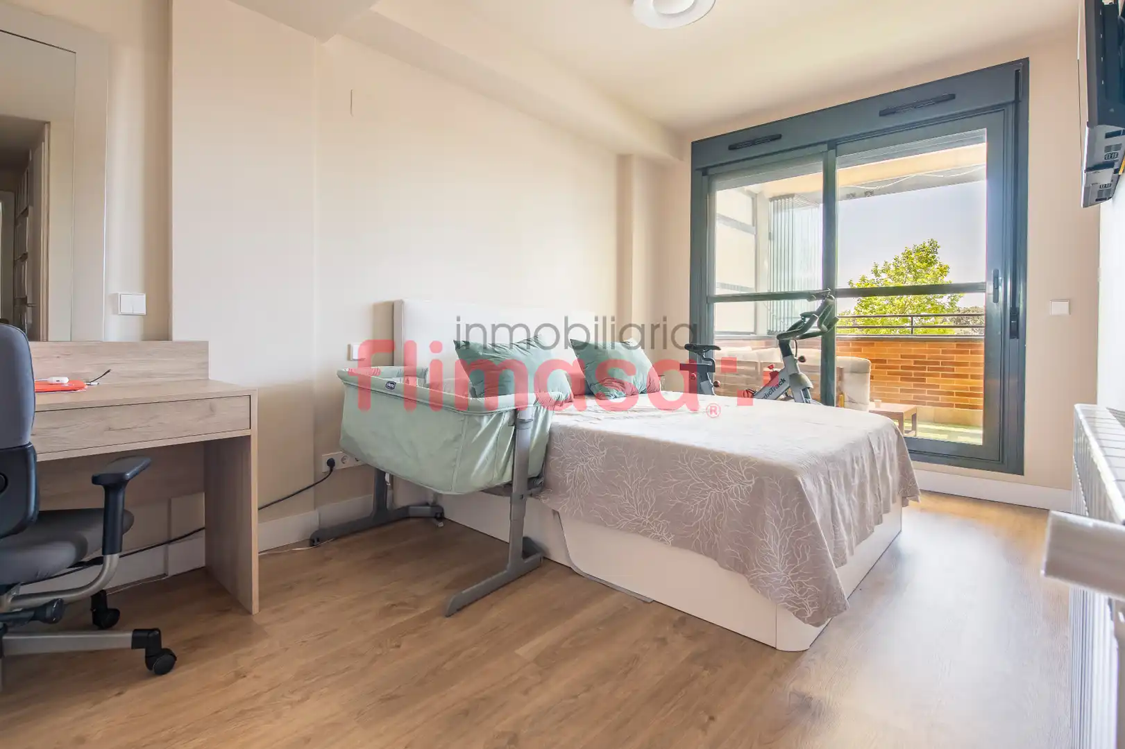 Bedroom of Flat for sale in Boadilla del Monte  with Air Conditioner, Heating and Terrace