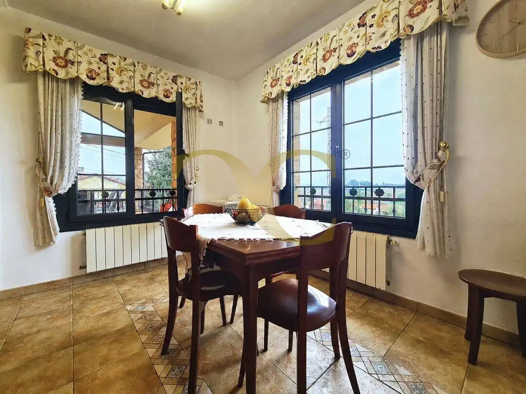 Dining room of Houses for sale in Gijón   with Heating, Private garden and Terrace
