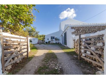 Maison rustique avec jardin à vendre à Sant Lluís - S'Ullestrar - Torret