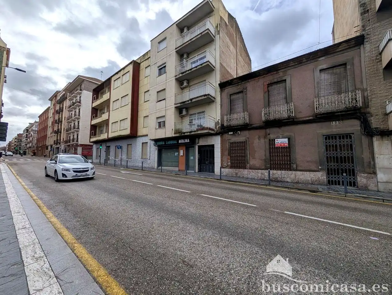 House for sale in Calle Julio Burell