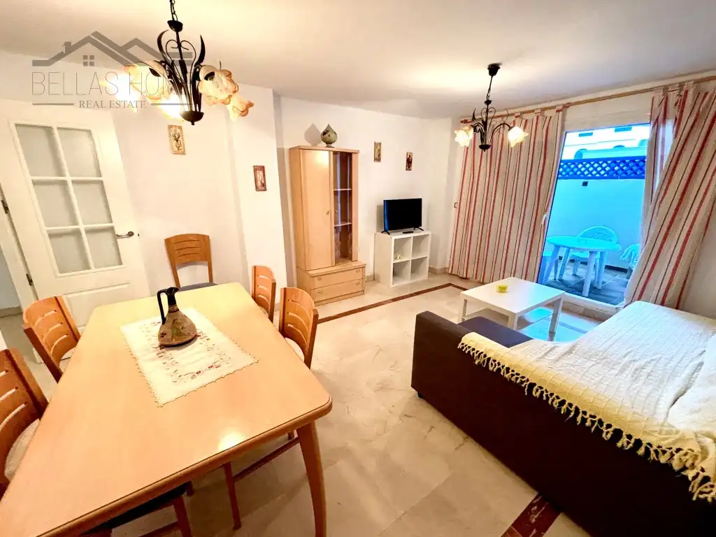 Piso con piscina en venta en San Luis de Sabinillas, imagen 3