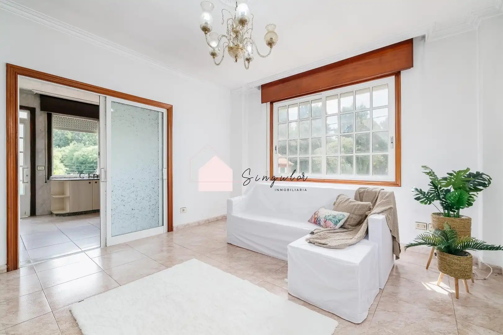 Sala de estar de Casa o chalet en venta en Vigo  con Calefacción, Jardín privado y Trastero