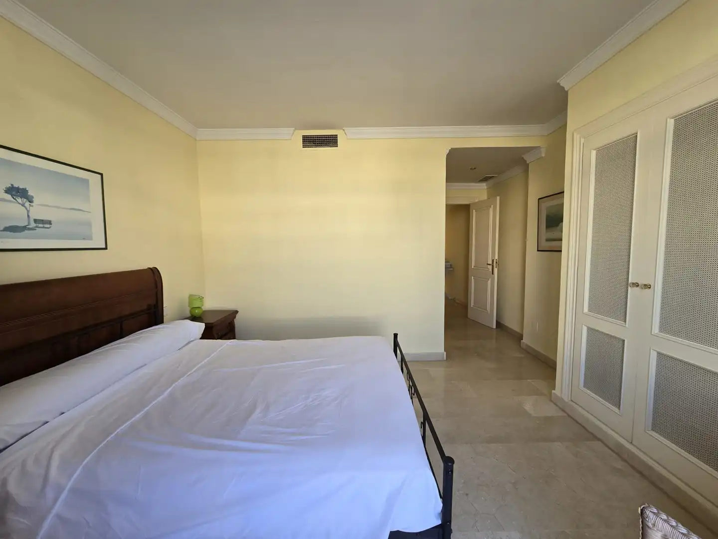 Schlafzimmer von Einfamilien-Reihenhaus zur Miete in Marbella mit Möbliert