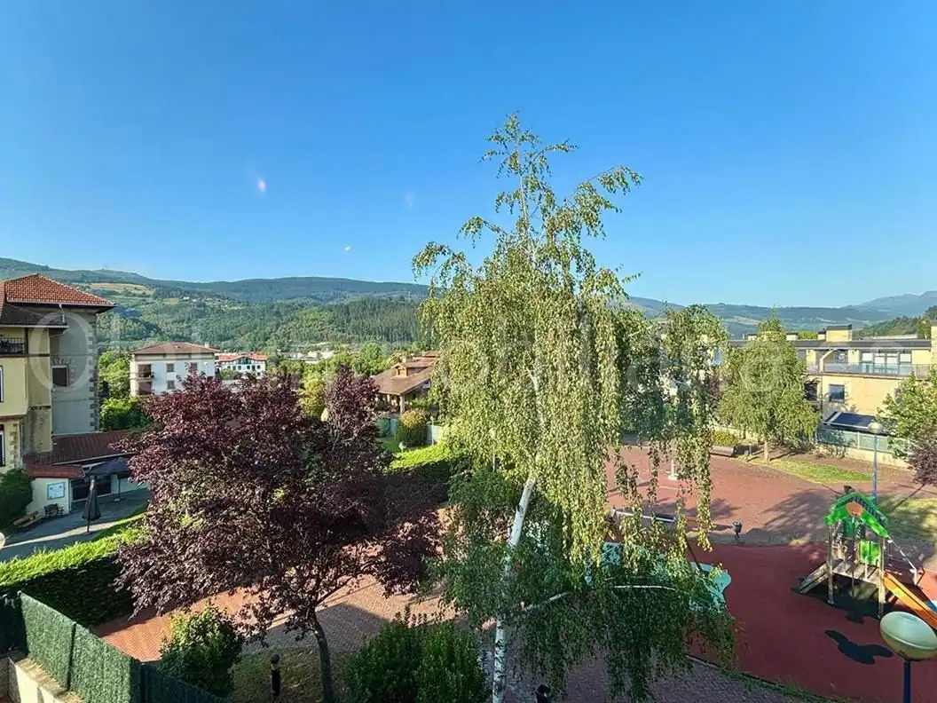 Haus oder Chalet zum Verkauf in Zalla