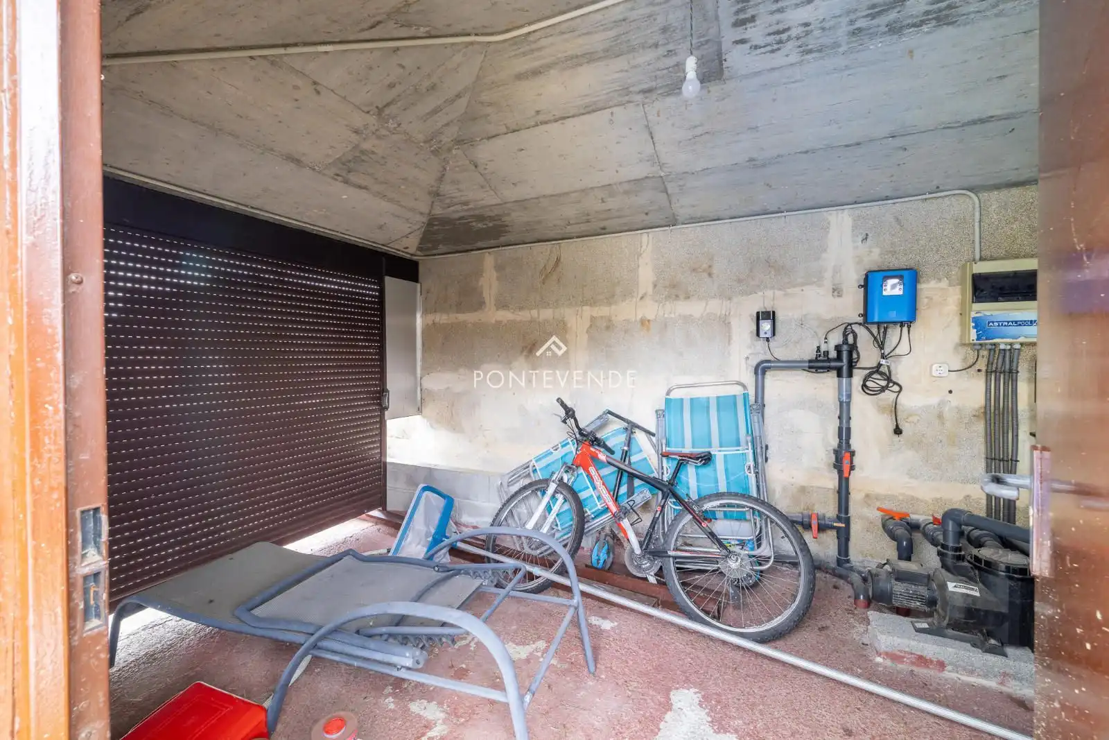 Parking de Casa o chalet en venta en Vigo  con Calefacción, Terraza y Trastero