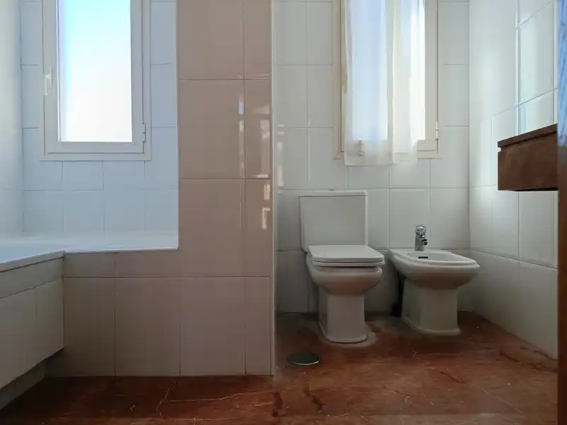 Semi-detached house with pool for sale in Simancas, imagen 67