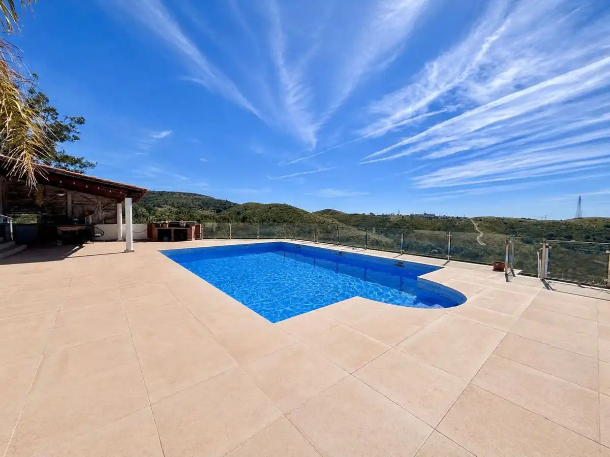 Piscina de Casa o xalet en venda en Mijas amb Calefacció, Jardí privat i Terrassa