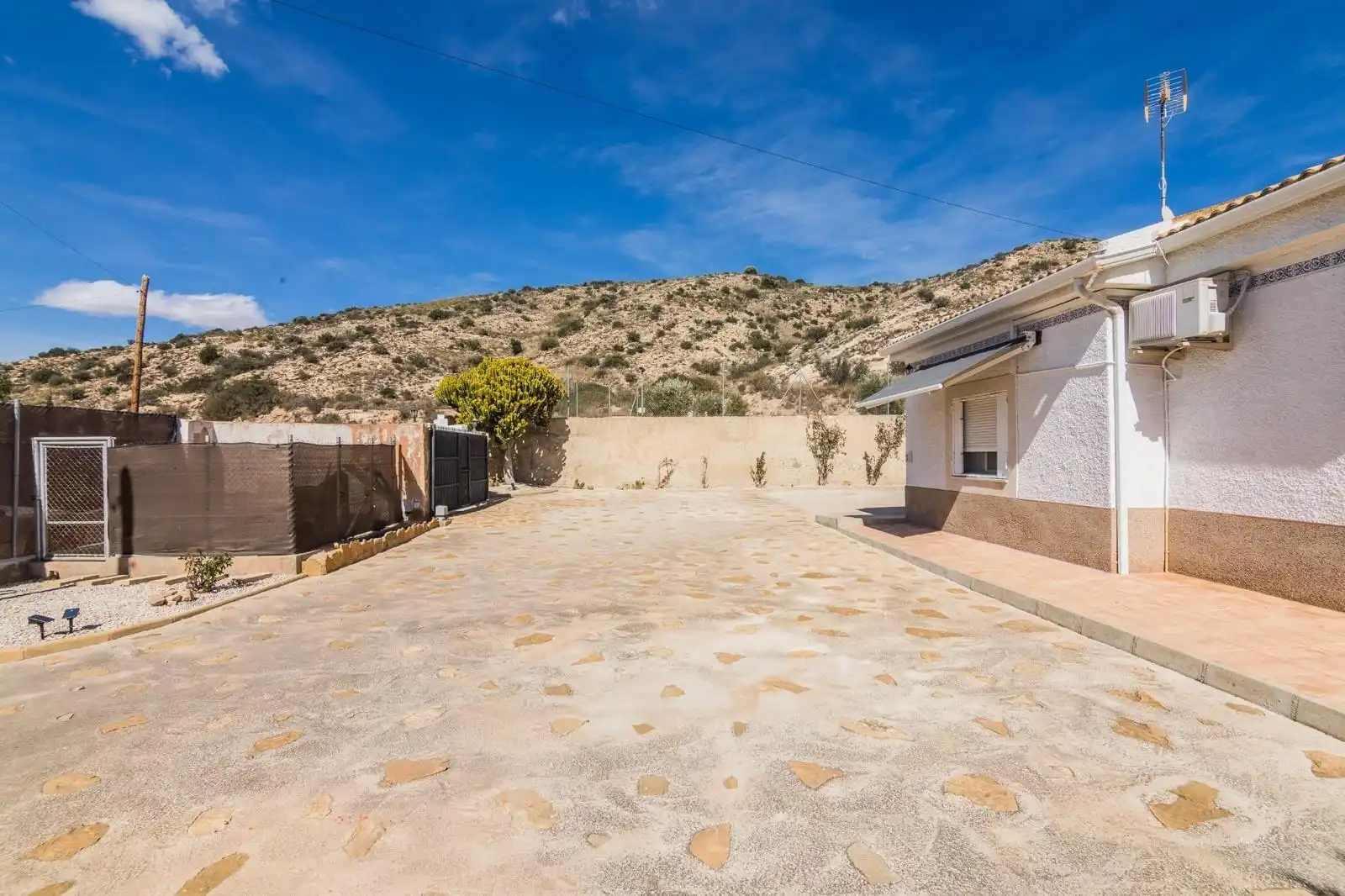 Villa con piscina in vendita a Jubalcoi, imagen 36