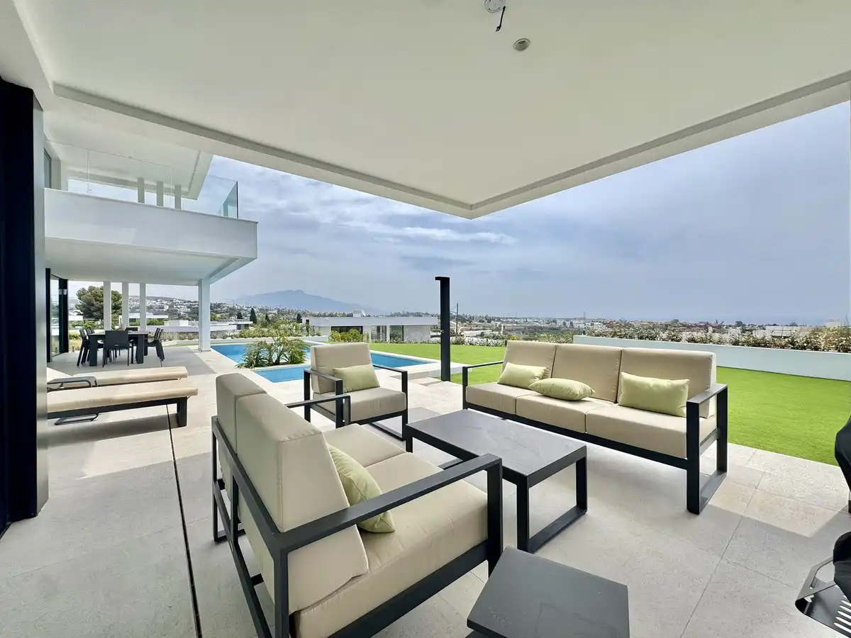 Casa con piscina en venta en Estepona - Estepona,Cancelada,Calle Arminio, imagen 14