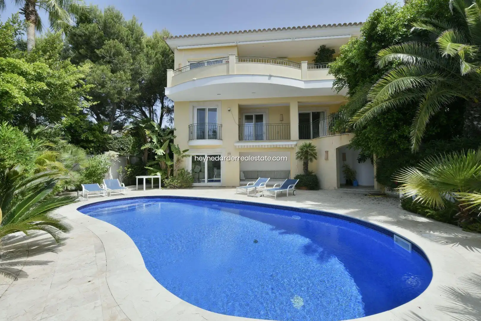 Chalet con piscina en venta en Port d'Andratx