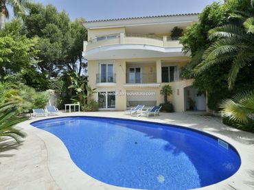 Xalet amb piscina en venda a Port d'Andratx