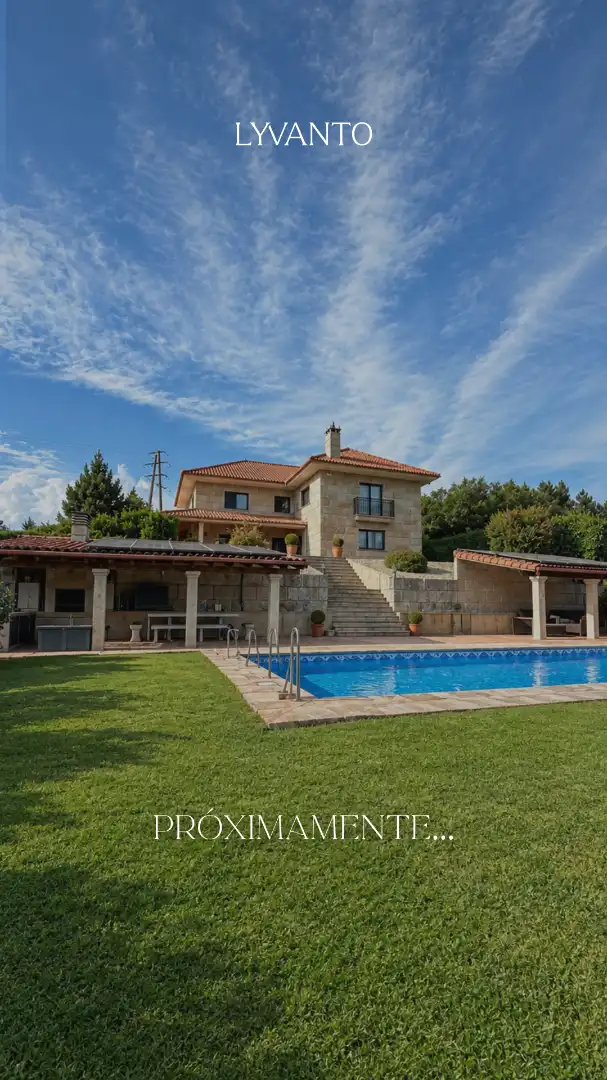 Villa avec balcon à vendre à Barrocanes