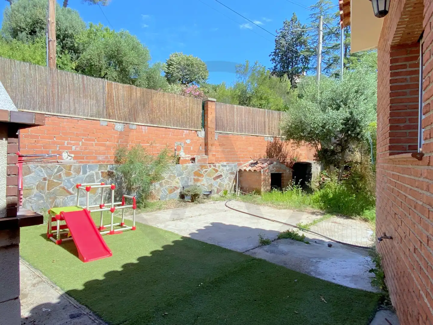 Garden of Houses for sale in Viladecavalls  with Air Conditioner, Heating and Private garden